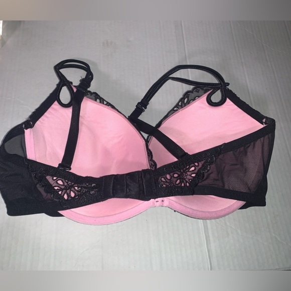 Victoria secret push up bra - Picture 2 of 2